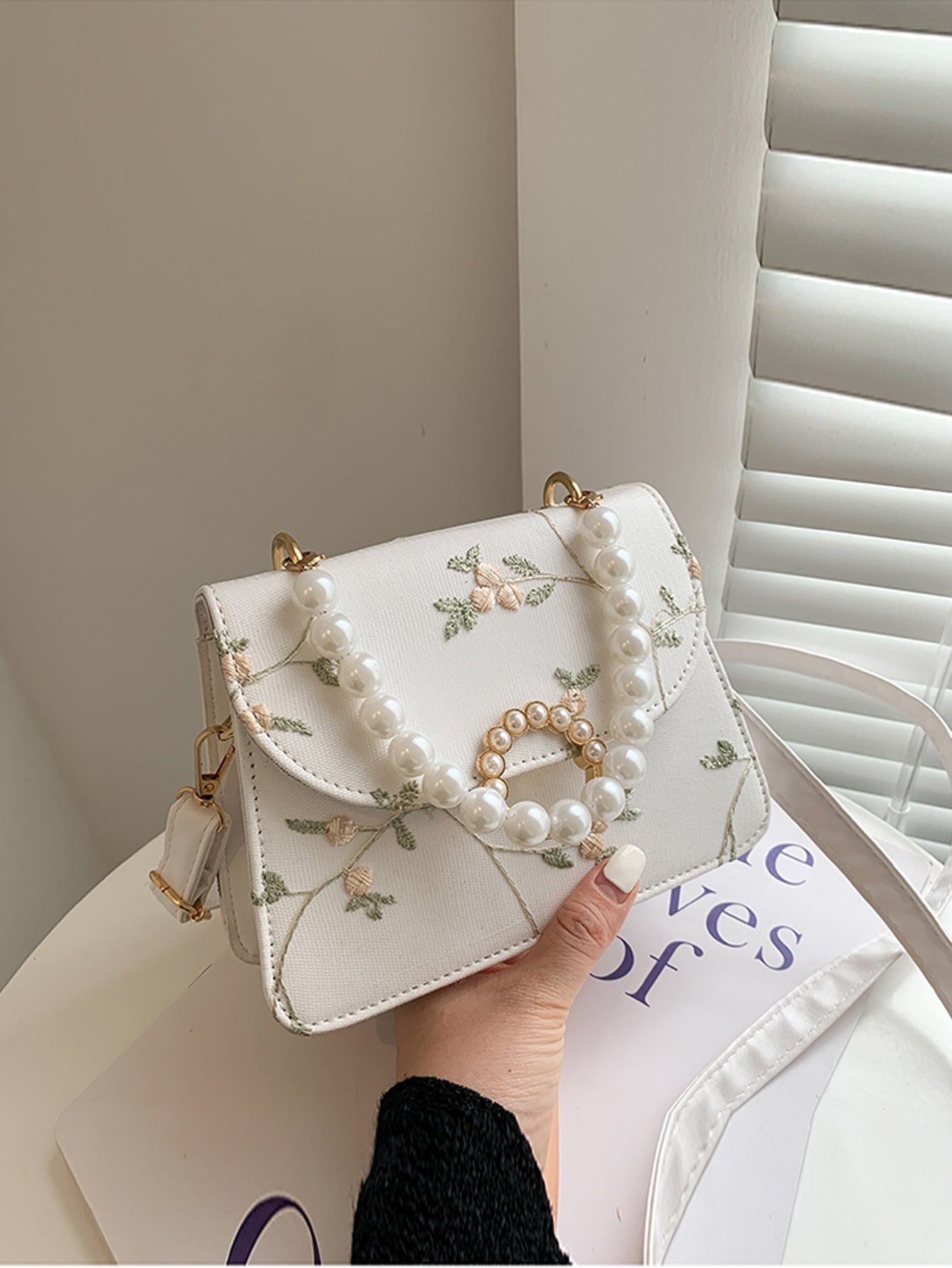 Floral Bag for good looking