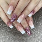 1688754010_Pink-Ombre-Glitter-Manicure.jpg