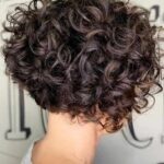 1688758298_Haircuts-For-Curly-Hair.jpg