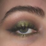 1688768254_Best-Makeup-Ideas-For-Green-Eyes.jpg