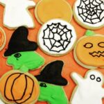 1688768898_Colorful-Foodie-Inspired-Halloween-Costumes.jpg