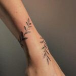 1688770562_Henna-Wrist-Tattoos.jpg
