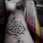 1688782646_Henna-Wrist-Tattoos.jpg