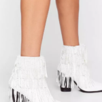 1688818374_Fringe-Boots-Outfits.png