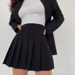 1688822590_Black-Skirt-Outfits.jpg