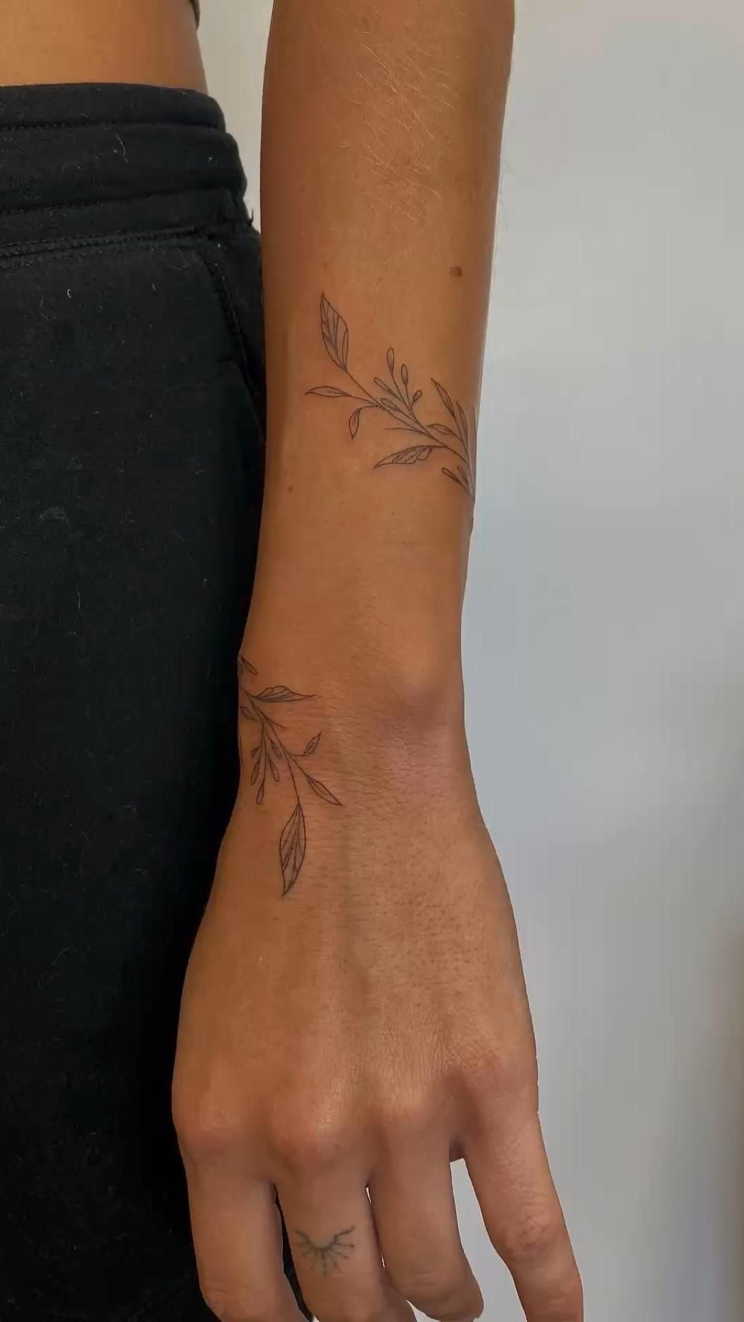 Henna Wrist Tattoos