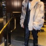 1688825482_Men-Outfits-With-A-Fur-Parka.jpg