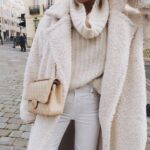 1688839010_All-White-Winter-Outfits-For-Girls.jpg